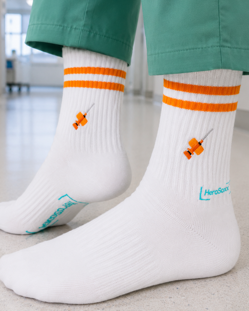 Viggo Socken-Bundle von HeroSoxx – getragen im Krankenhaus, in der Farbe orange