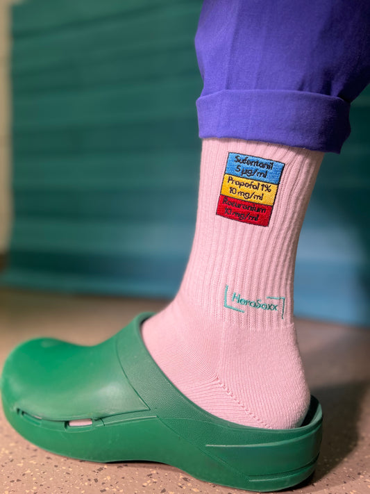 Hochwertige medizinische Socken für lange Schichten im Pflege- und Klinikalltag