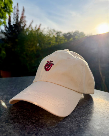 Anatomisches Herz - Cap - beige